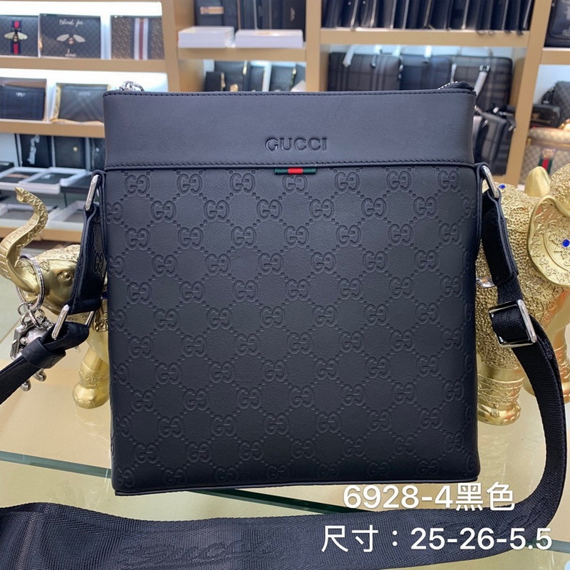 Gucci Handbags 1066